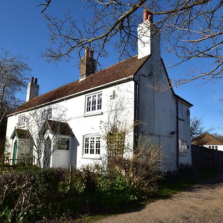 Rose Mullion Cottage Pett Exterior photo