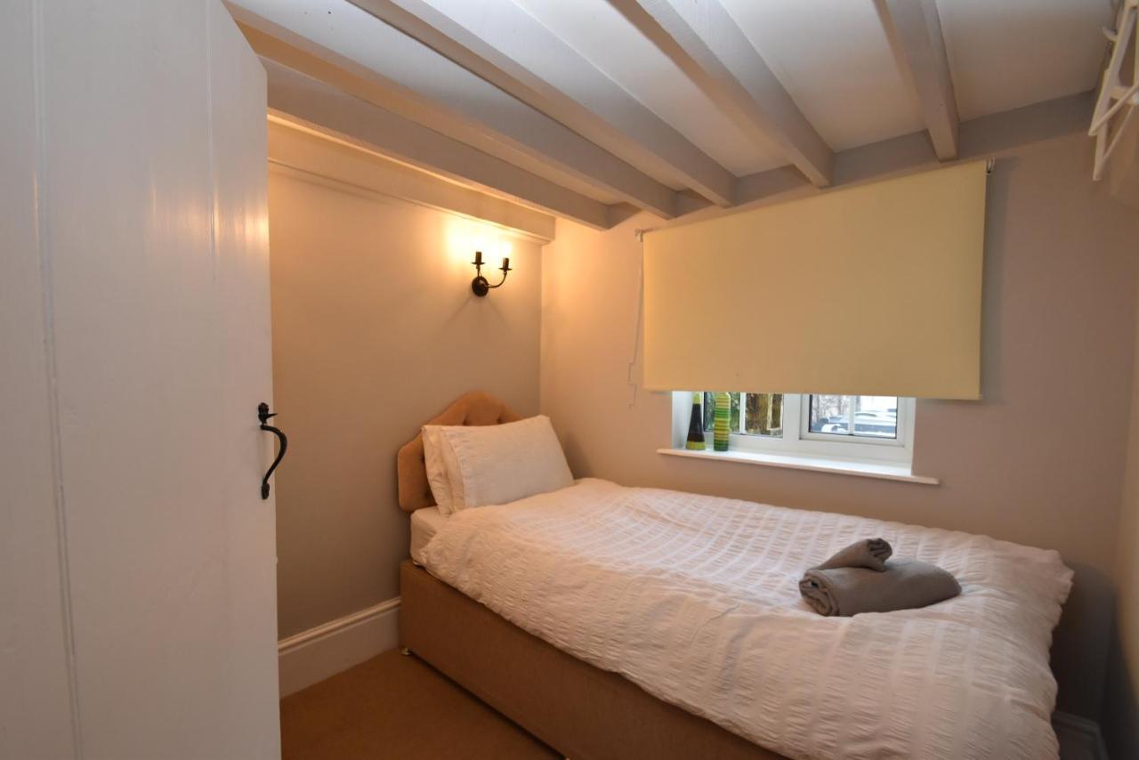 Rose Mullion Cottage Pett Exterior photo