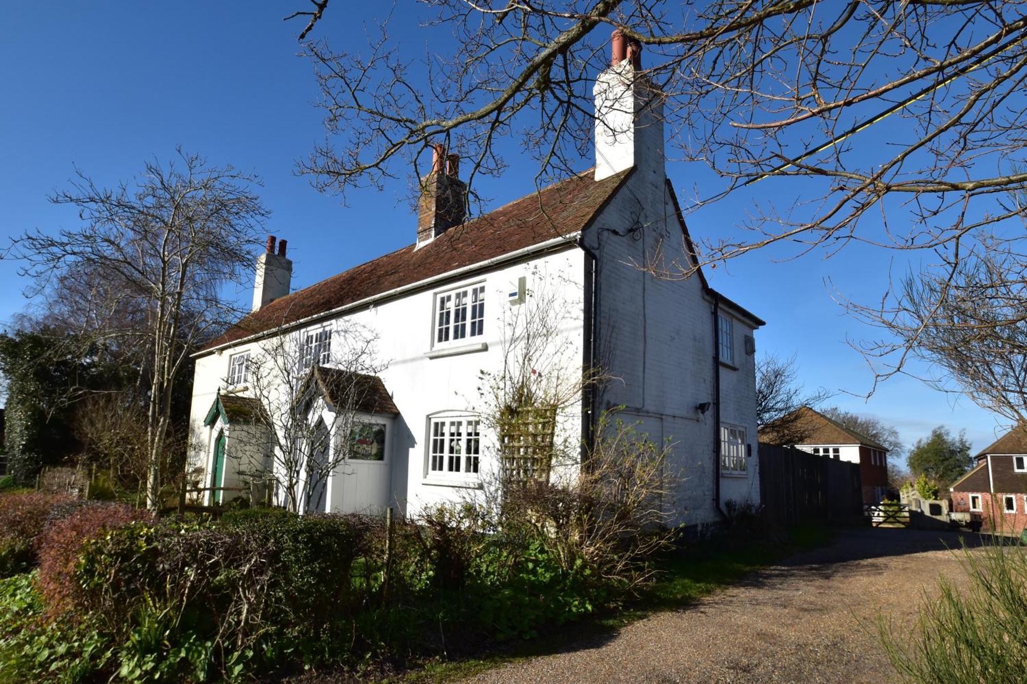 Rose Mullion Cottage Pett Exterior photo